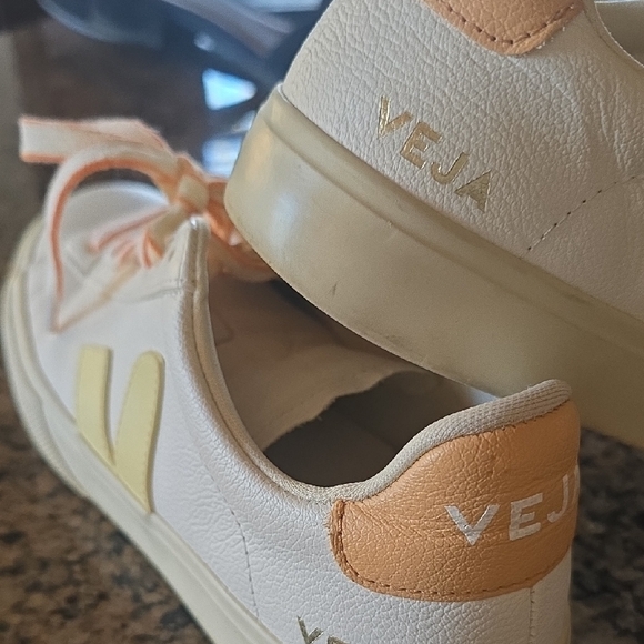 Veja Women's White/Orang/Yellow Sneakers - Picture 13 of 13